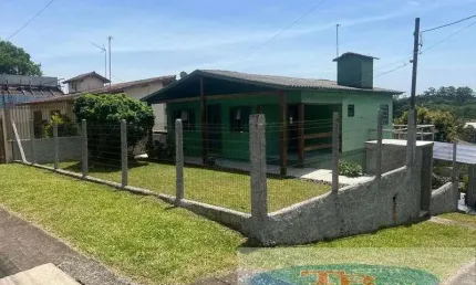 Casa à venda na Rua Maracatu, 222, Arroio da Manteiga, São Leopoldo