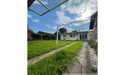 Casa à venda na Portão, 64, Centro, Portão