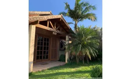 Casa para alugar na Portão, 209, Centro, Portão