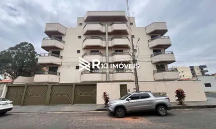 Apartamento à venda, 5 quartos, 2 suítes, 2 vagas - Bairro Brasil, Uberlândia MG