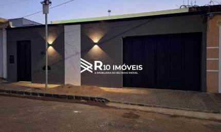 Casa à venda, 3 quartos, 1 suíte, 4 vagas - Bairro JARDIM EUROPA, Uberlândia MG