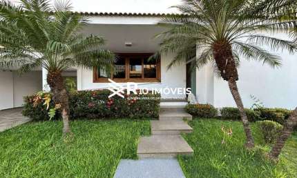 Casa para aluguel, 4 quartos, - Bairro SARAIVA, Uberlândia MG