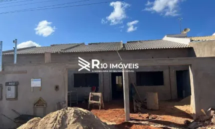 Casa à venda, 2 quartos, 1 suíte, - Bairro Jardim Ipanema, Uberlândia MG