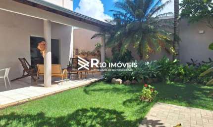 Casa à venda, 4 quartos, 4 suítes, 4 vagas - Bairro JARDIM KARAIBA, Uberlândia MG
