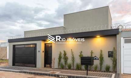 Casa à venda, 3 quartos, 3 suítes, 2 vagas - Bairro NOVO MUNDO, Uberlândia MG