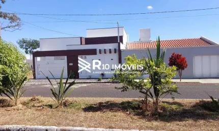 Casa com 3 quartos à venda no Bosque dos Buritis, Uberlândia 