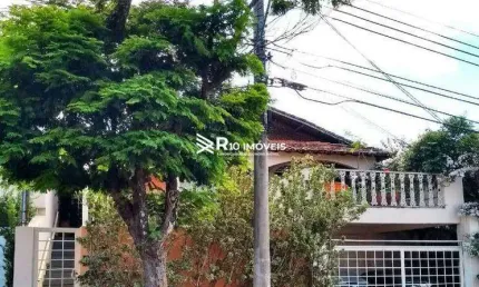 Casa com 4 quartos à venda no Lidice, Uberlândia 