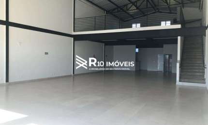 Galpão para aluguel, 2 vagas - Bairro Alto Umuarama, Uberlândia MG
