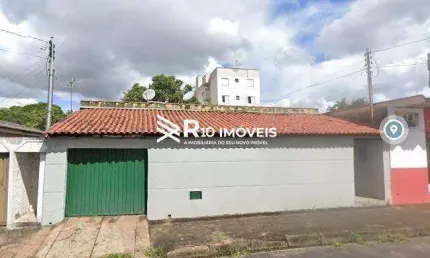 Casa à venda, 3 quartos, 1 suíte, 1 vaga - Bairro SANTA MONICA, Uberlândia MG