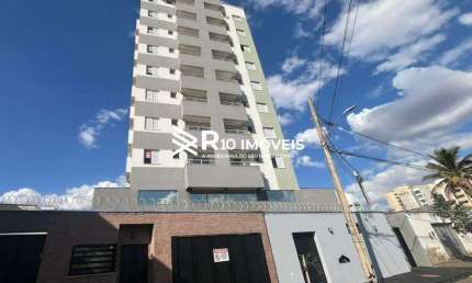 Apartamento para aluguel, 2 quartos, 1 suíte, 2 vagas - Bairro SANTA MONICA, Uberlândia MG