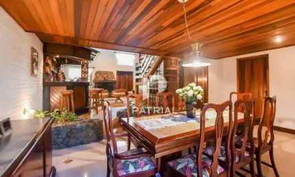 Casa com 5 quartos à venda na Rua Vereador Washington Mansur, 975, Ahú, Curitiba