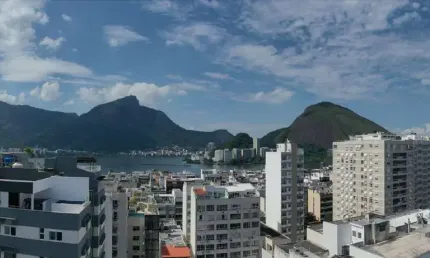 Apartamento Flat, no luxuoso Marias Estúdios Ipanema,  entre Postos 8 e 9, a poucos passos da Praia de Ipanema.