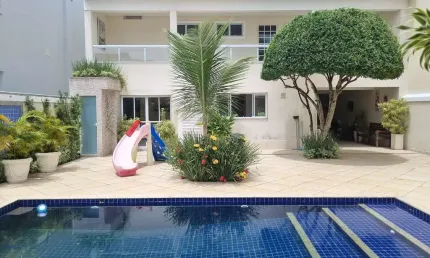 Casa no maior terreno do rio mar – 396m² – segurança 24h física – piscina e gourmet