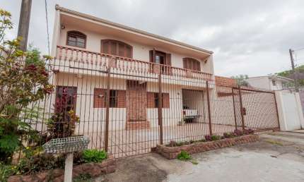 RESIDENCIA EM  ÓTIMA LOCALIZAÇÃO/COMERCIAL OU RESIDENCIAL