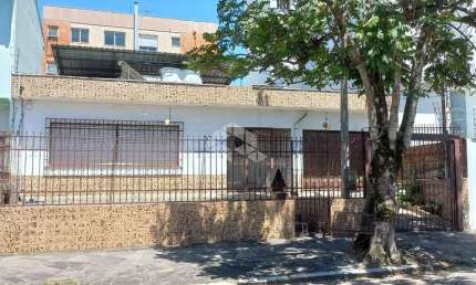 Casa com 3 quartos à venda na Rua Louvre, 325, Jardim Itu Sabará, Porto Alegre