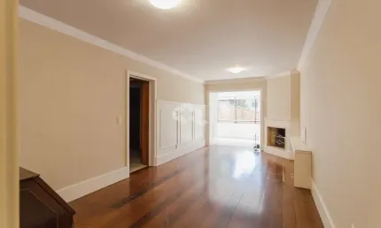 Apartamento de 2 quartos c/lareira e churrasqueira, 2 vagas no bairro Bela Vista