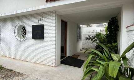 Casa comercial com 4 salas para alugar na Rua Major Francisco de Paula Elias, Vila Adyana, São José dos Campos