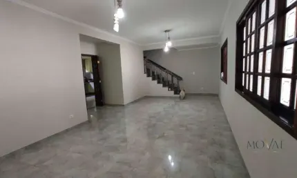 Sobrado com 3 dormitórios à venda, 200 m² por R$ 850.000,00 - Jardim das Indústrias - São José dos Campos/SP