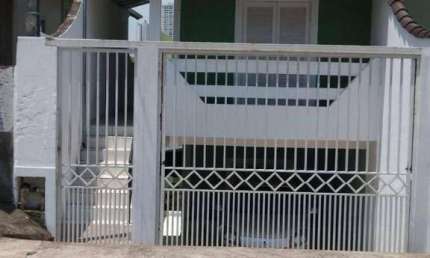 Casa com 3 dormitórios à venda, 141 m² por R$ 550.000,00 - Jardim das Indústrias - São José dos Campos/SP