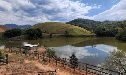 Fazenda com 4 dormitórios à venda, 2369180 m² por R$ 11.000.000,00 - Vale Do Sol - Tremembé/SP
