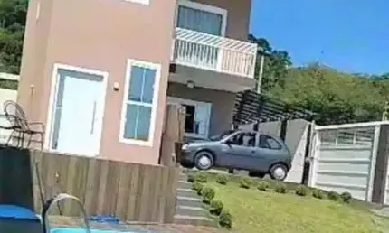 Sobrado com 3 dormitórios à venda, 100 m² por R$ 910.000,00 - Recanto dos Eucaliptos - São José dos Campos/SP
