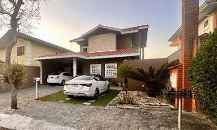 Casa com 4 dormitórios à venda, 201 m² por R$ 1.800.000,00 - Condomínio Portal da Serra - São José dos Campos/SP