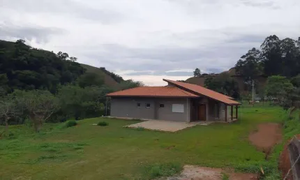 Chácara com 3 dormitórios à venda, 20000 m² por R$ 900.000,00 - Pau de Saia - São José dos Campos/SP