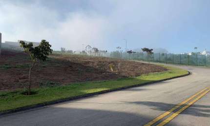 Terreno à venda, 610 m² por R$ 865.000,00 - Urbanova - São José dos Campos/SP