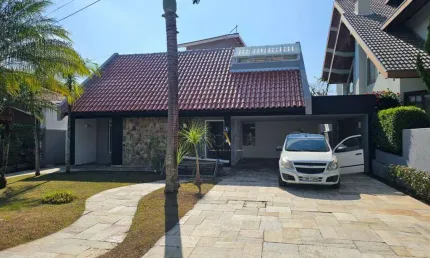 Casa com 4 dormitórios para alugar, 312 m² por R$ 13.050,00/mês - Conjunto Residencial Esplanada do Sol - São José dos Campos/SP