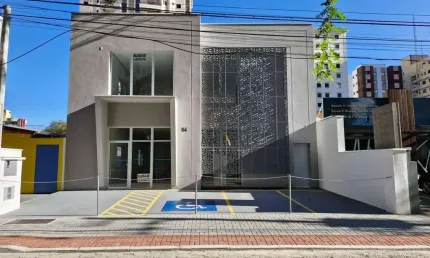 LOCAÇÃO - Ponto Comercial Impecável na Vila Adyana | 395m²