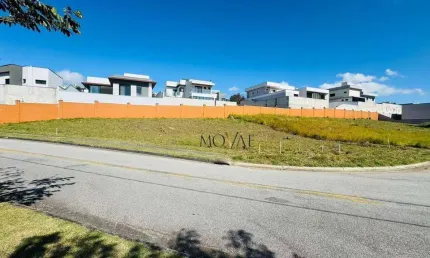 Terreno Comercial de Esquina com 677 metros , Urbanova.