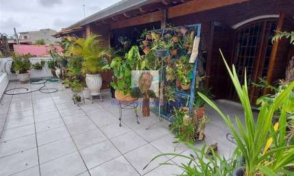 Vende-se Casa 3 dorm, sendo 1 suíte, Jd Sabia – Cotia.