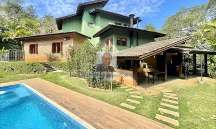 Vende-se Casa no Cond. Euroville - 4 suítes, piscina aquecida, gourmet, sal