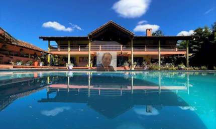 Vende-se Casa no Cond. Jardim Mediterrâneo - Mansão com 5 suítes em lote de