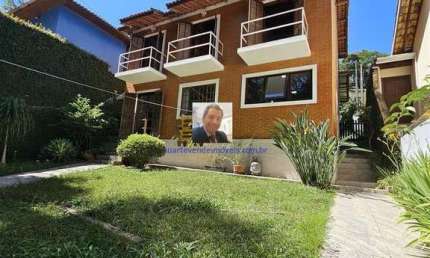 CASA 3DORM/1SUÍTE, AREA GORMET, 4 VAGAS, COND. VILA VERDE KM 36 RT.