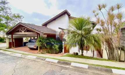 Casa a venda no cond. palm hills - 4 suítes, rústica, linda!