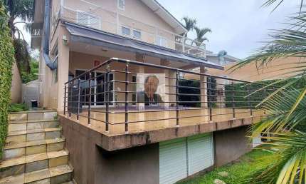 Vende-se Linda Casa 3 suítes, Área Gourmet, no Cond. Vila Verde km 36 RT 