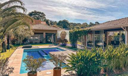 Imovél a Venda no Cond Dom Henrique II - 90% térrea, 4 sts + apto hóspedes,