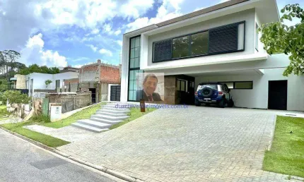 Vende-se Casa no Cond. Vintage - Zero Km, 3 suítes, piscina, gourmet! 