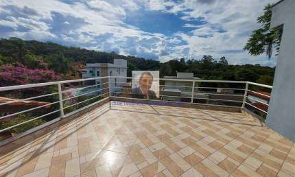 Vende-se Casa Nova, 3 Suites, sendo 1 Master, Cond. Vila Verde
