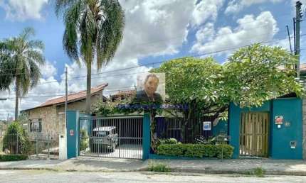 Vende-se Casa no Jardim Jussara / S. Paulo - Charmoso sobrado 4 dorms / 2 s