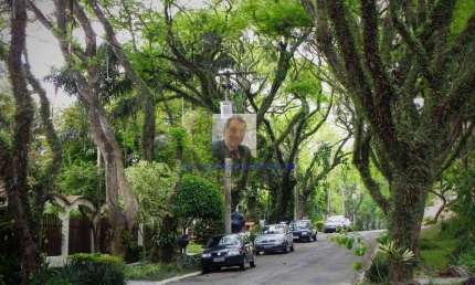 Vende-se Casa no Cond. Villa Vianna - 3 suítes, escritório, área gourmet, p