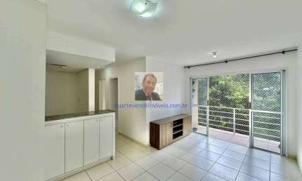 Vende-se Apto no Cond. Edifício Vila do Canto Verde - Apto nº23 / Bloco C -