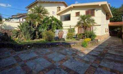Vende-se Casa no Cond. SP II - 4 dorms (2 sts). Muito conforto,