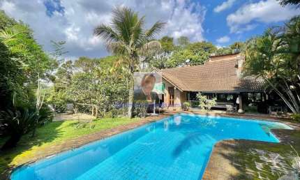 Vende-se Casa no Cond. Fazendinha - Terreno 3.300 m² - Rústica 3d/1ste + ed