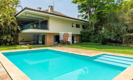 Vende-se Casa no Cond. Pq. Silvino Pereira - 6d/2sts - Linda, festas, gourm