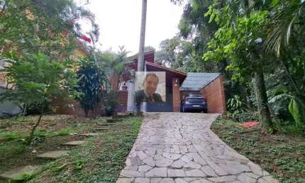 Vende-se Casa TERREA 3dorm/1suíte, no Cond. Vila Verde, km 36 da Raposo Tav