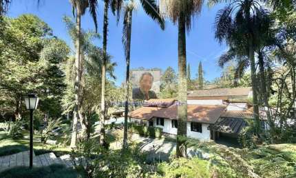 Vende-se Casa no Cond. Jardim Algarve - 3 dorm/1 suíte + LOFT hóspedes + .