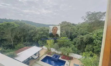 Aluga-se ou Vende-se Casa, 4 dorm/2suítes, piscina, àrea Gourmet. Km 36 RT 