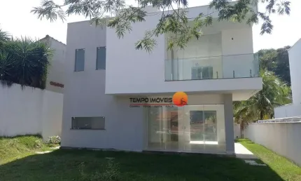 Casa com 3 quartos à venda, 128 m² por R$ 790.000 - Itaipu - Niterói/RJ